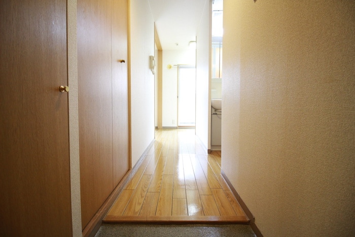 廊下 カ－サ・ノア高峯町