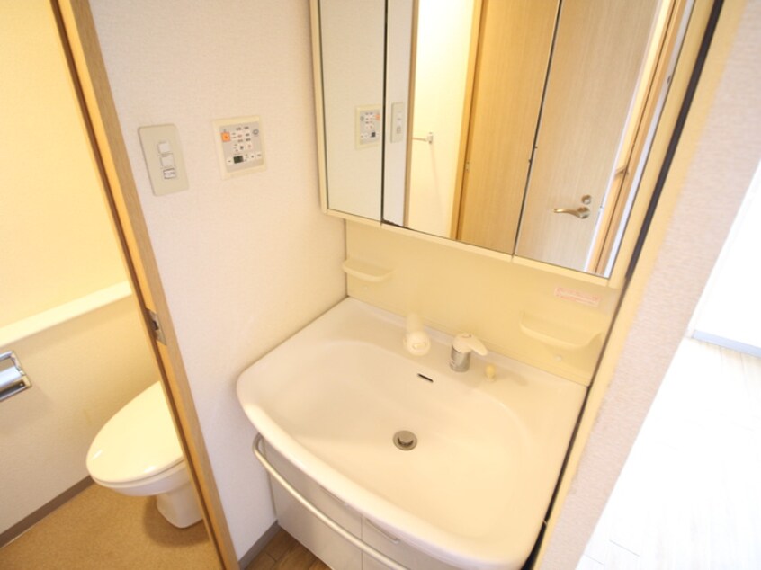 洗面 カ－サ・ノア高峯町