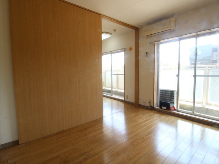 居室 カ－サ・ノア高峯町