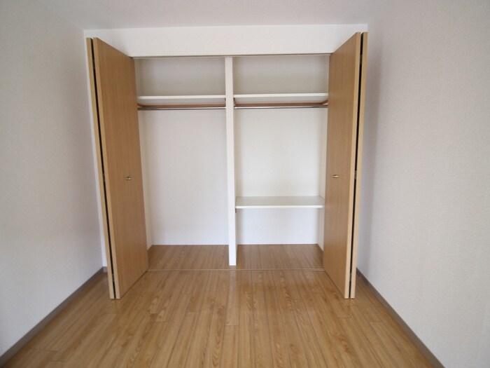 収納 カ－サ・ノア高峯町