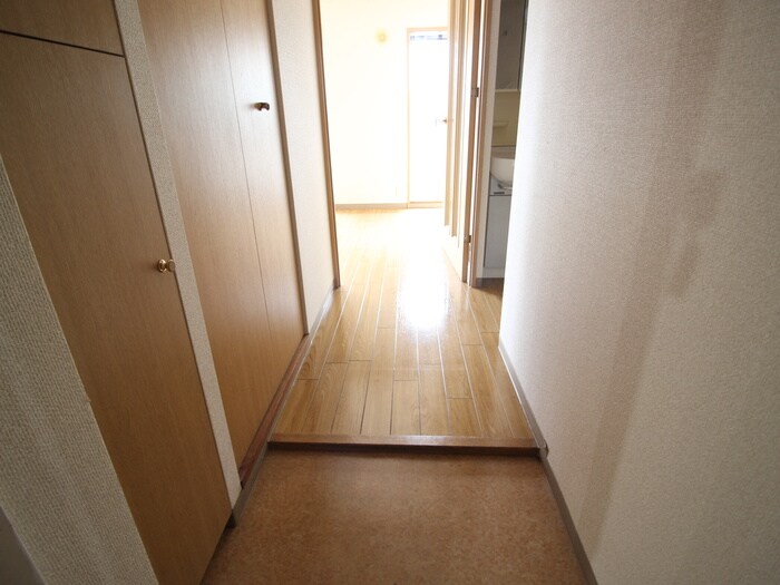 廊下 カ－サ・ノア高峯町