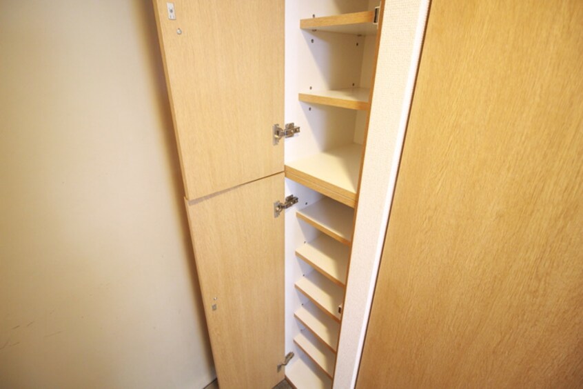 靴箱 カ－サ・ノア高峯町