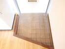 玄関 サープラスワン岩田