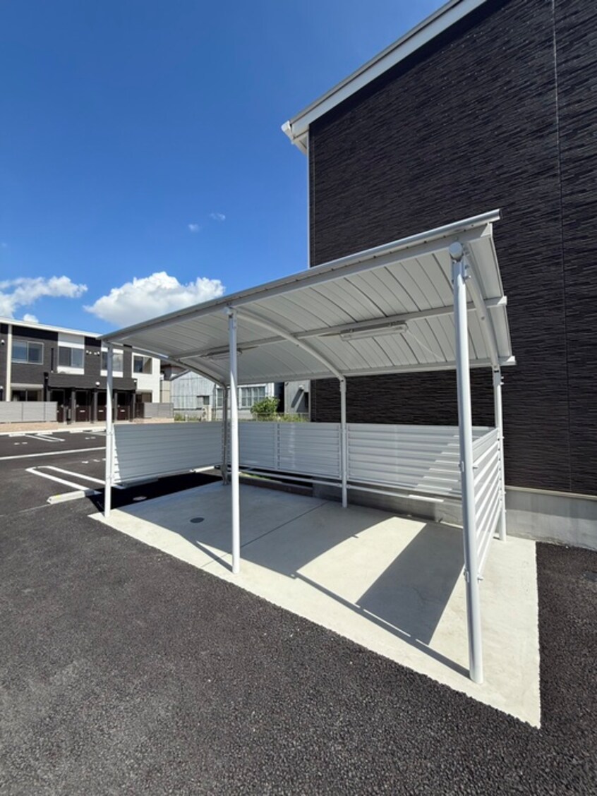 駐輪場 ドエル・カルミア