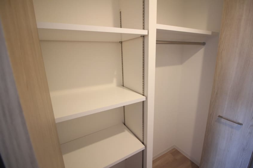 収納 パルティール名西