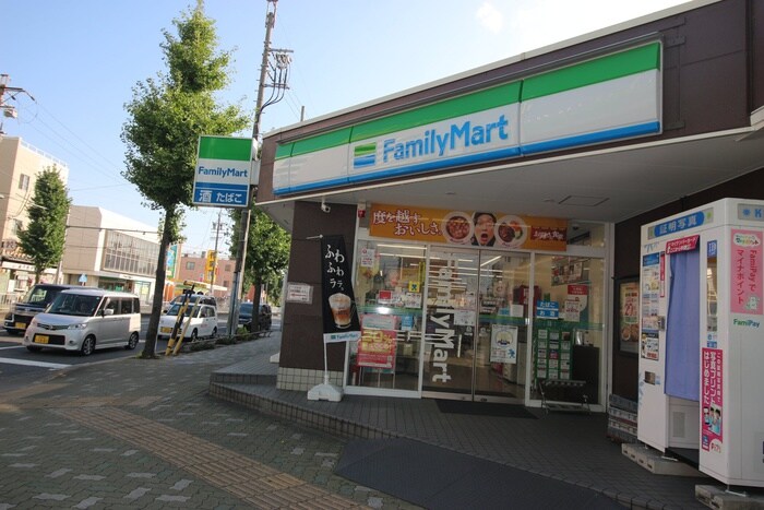 ファミリーマート岩塚駅前店(コンビニ)まで350m パルティ－ル豊国通