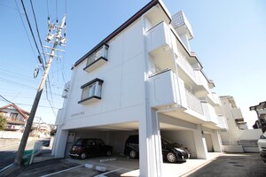 イジマハイツA棟