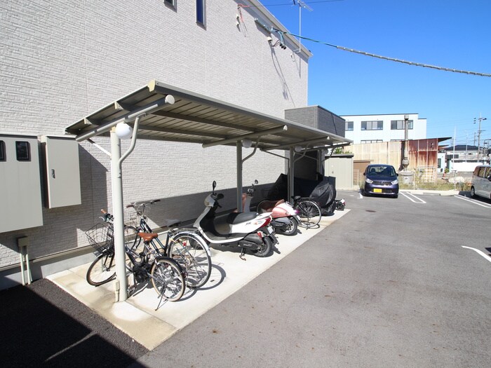 駐輪場 ALVIO新田