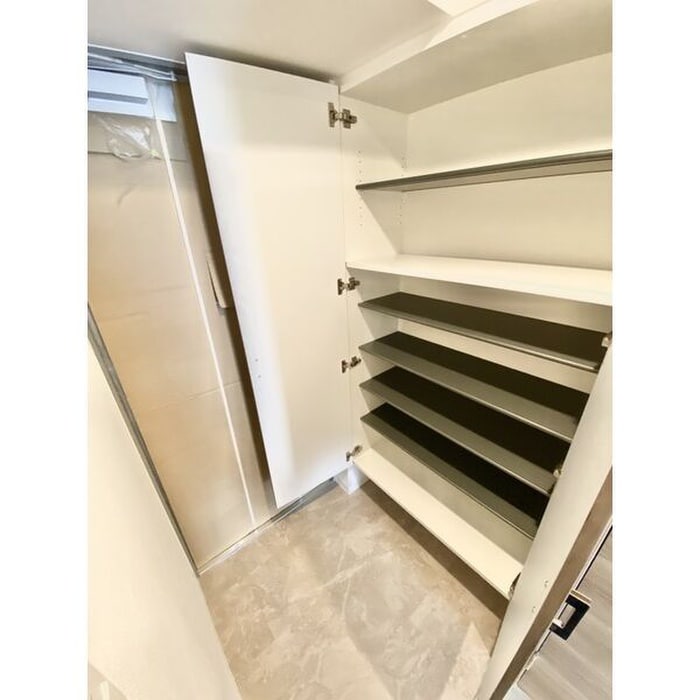 靴箱 S-RESIDENCE庄内通North