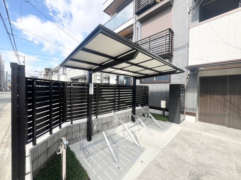 駐輪場 グランカメリア