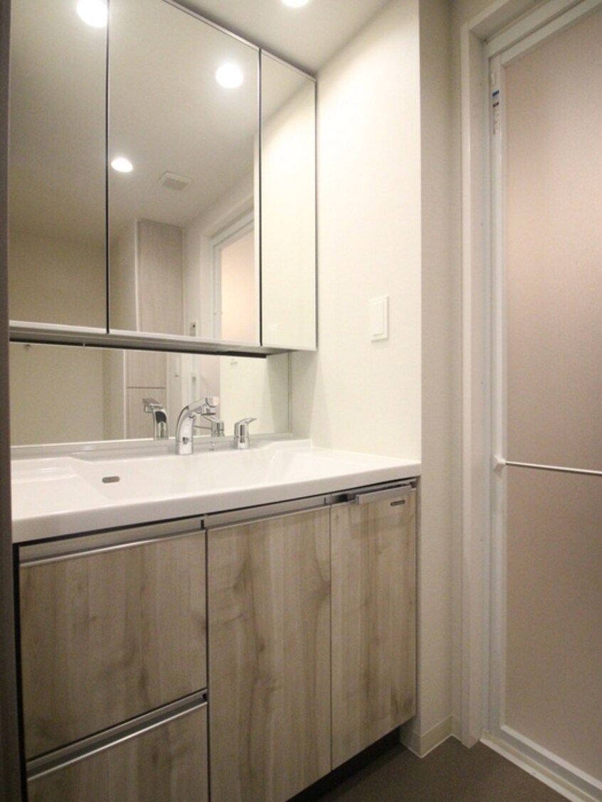 洗面 プレサンス名駅南ブリエ