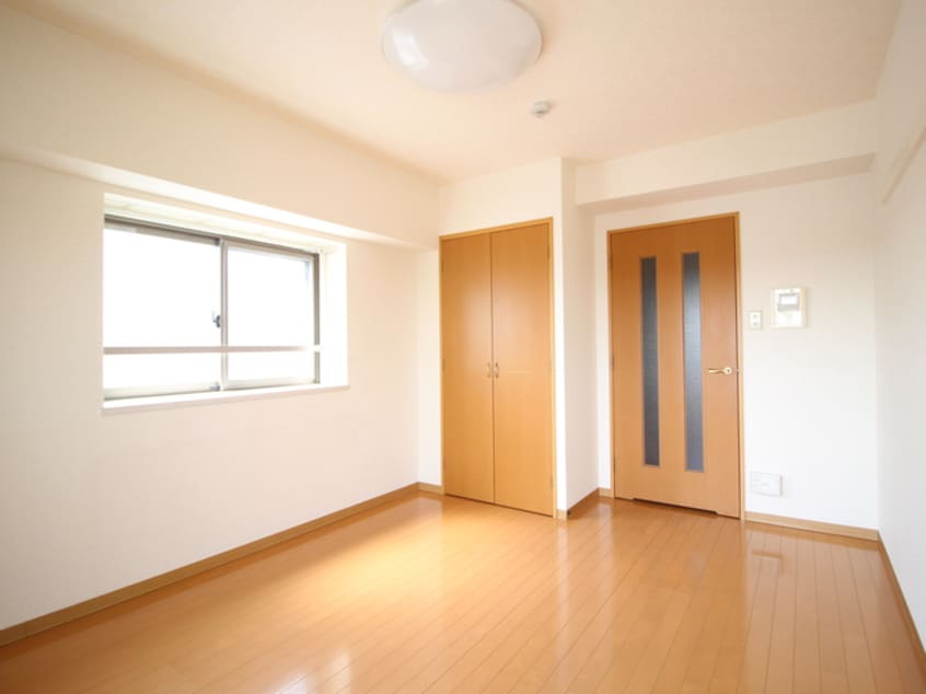 居室 ア－ルズタワ－宝が丘