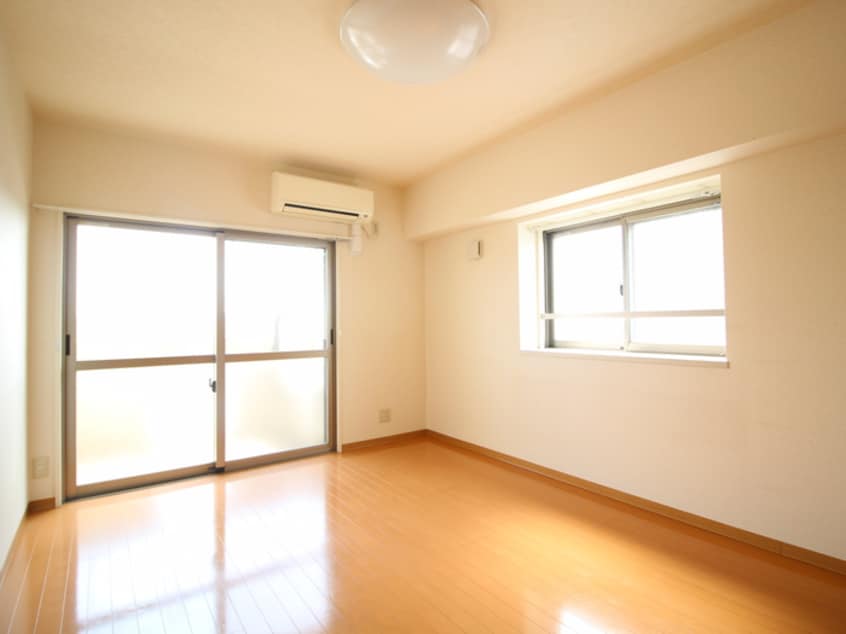 居室 ア－ルズタワ－宝が丘