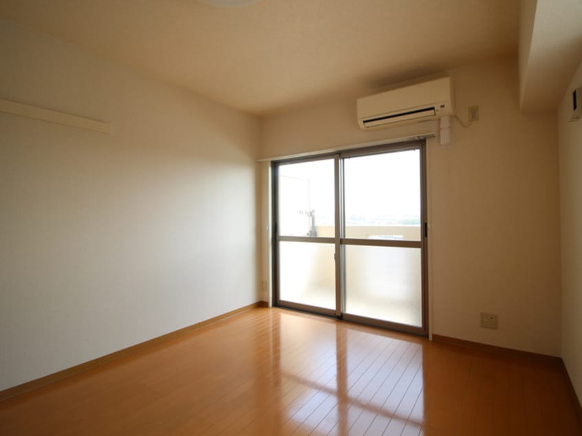 居室 ア－ルズタワ－宝が丘