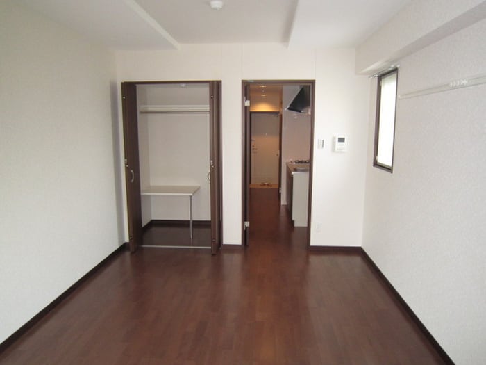 居室 ウイステリア名城