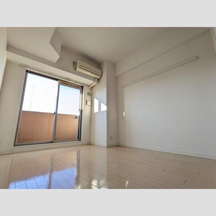 居室 ﾌﾟﾚｻﾝｽ新栄ﾘﾐｯｸｽ(807)