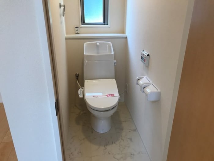 トイレ ピア　ルミナス