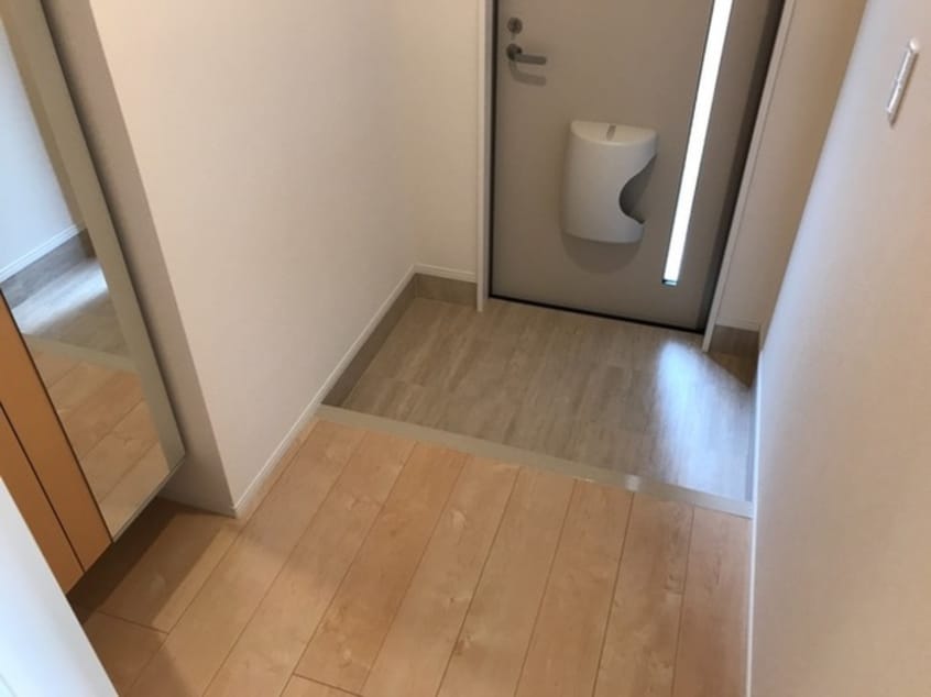 玄関 ピア　ルミナス