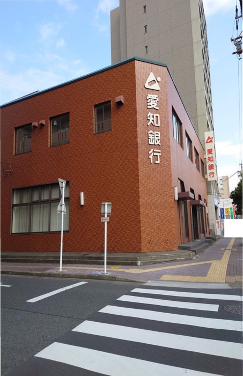 愛知銀行高畑支店(銀行)まで270m ロイヤルレジデンス高畑