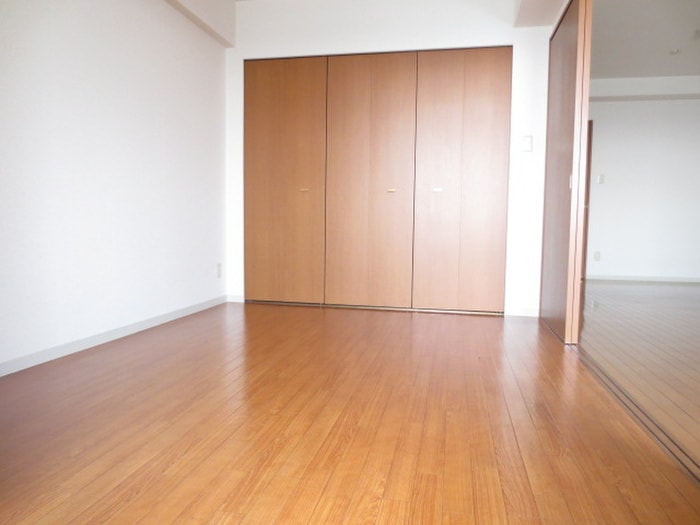 居室 ソーラスフロント富船