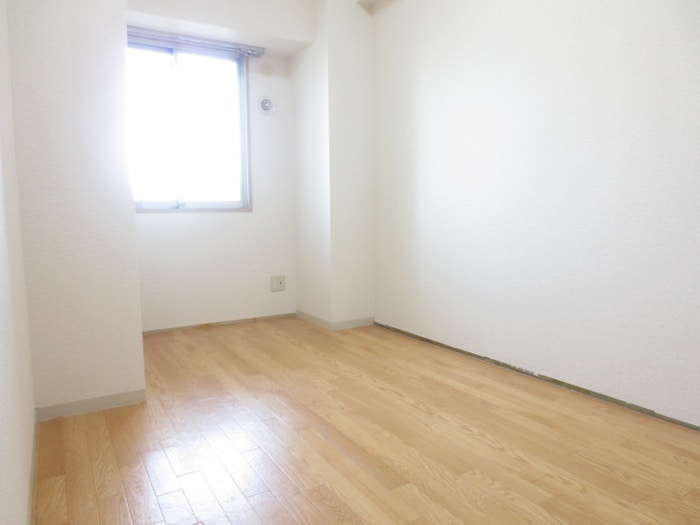 居室 ソーラスフロント富船