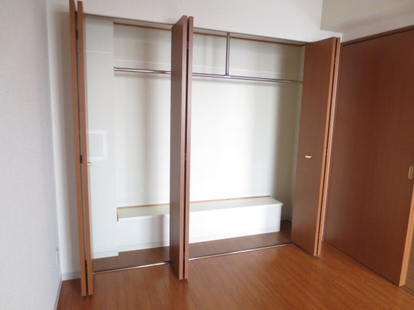 収納 ソーラスフロント富船