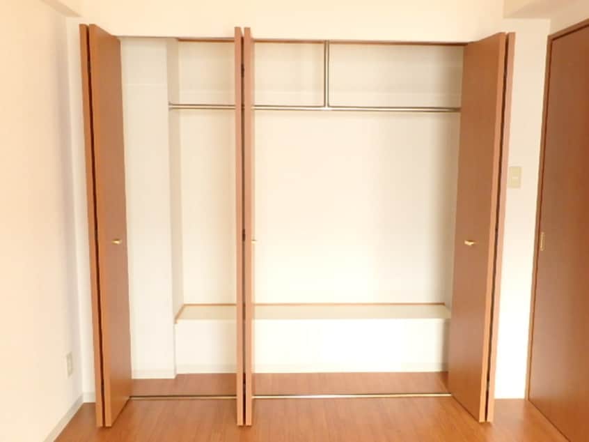 収納 ソーラスフロント富船