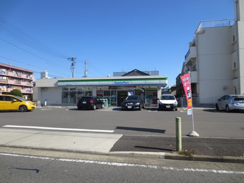 ファミリーマート(コンビニ)まで440m ガーデンパスＣ棟