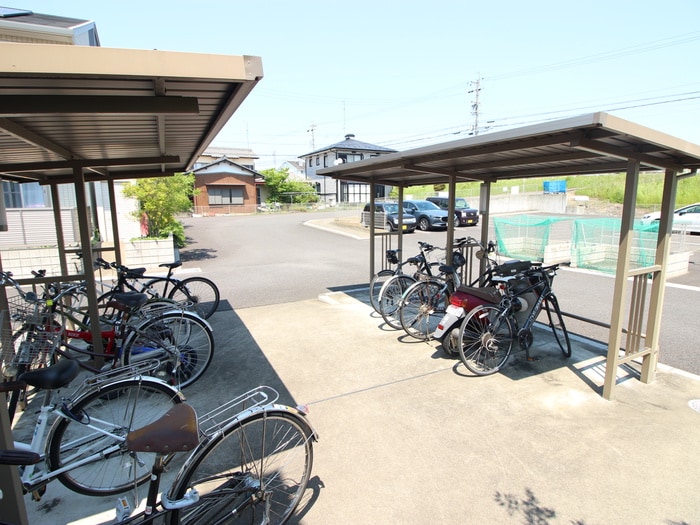 駐輪場 ハルトリ－ゲルＡ