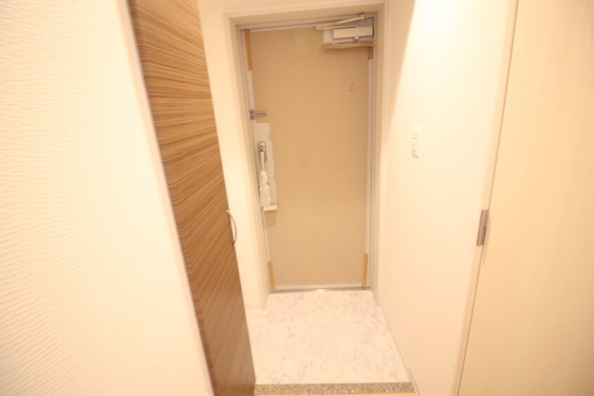 玄関 S-FORT堀田通