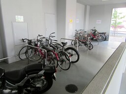 駐輪場
