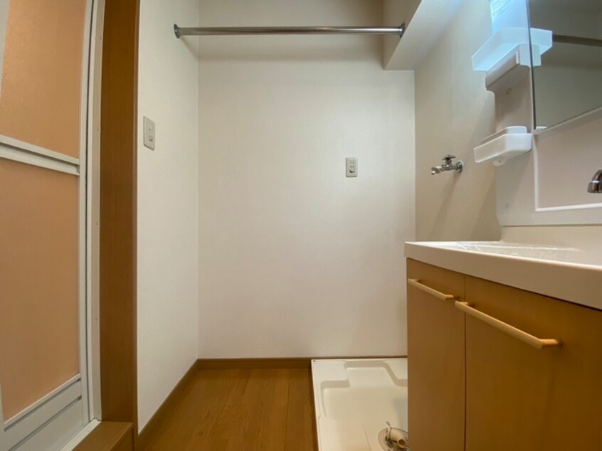 洗濯機置場 スタスィオン一社