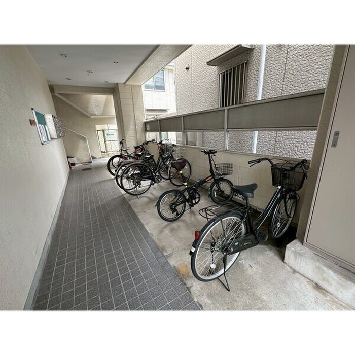 駐輪場 エクセル弁天