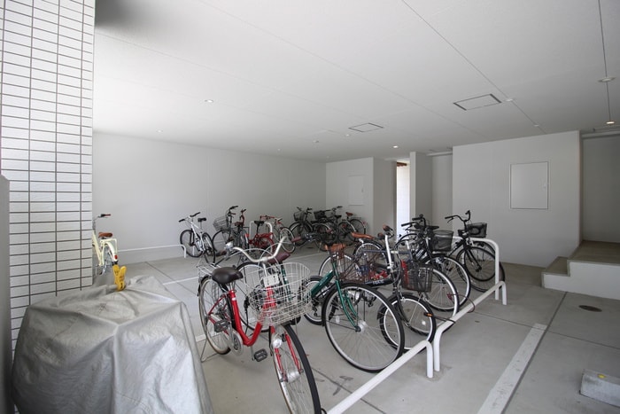 駐輪場 ハピネス