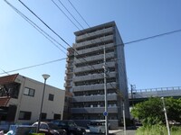 ラ　アペイサント