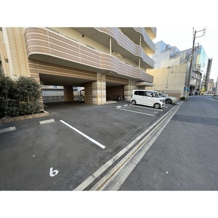 駐車場 ノヴェル新栄