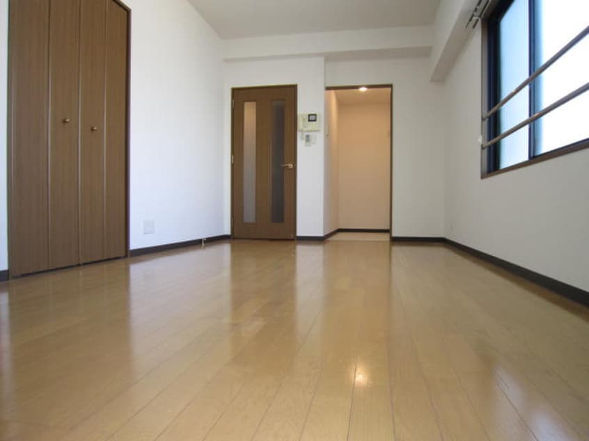 居室 オ－キッドビル白鳥