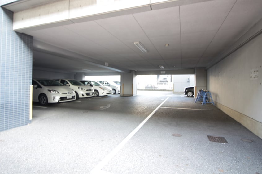 駐車場 ヴァンク－ル鶴舞