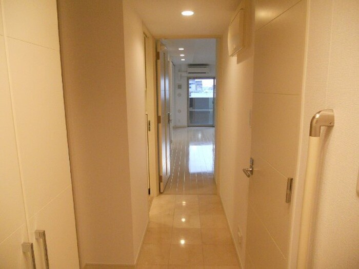 廊下 リエトコ－ト丸の内