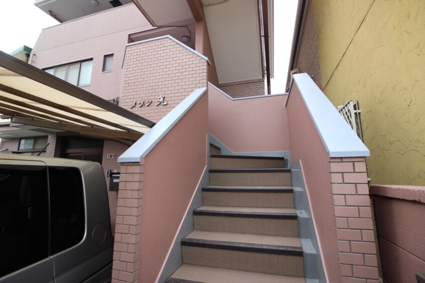 エントランス部分 メゾン光