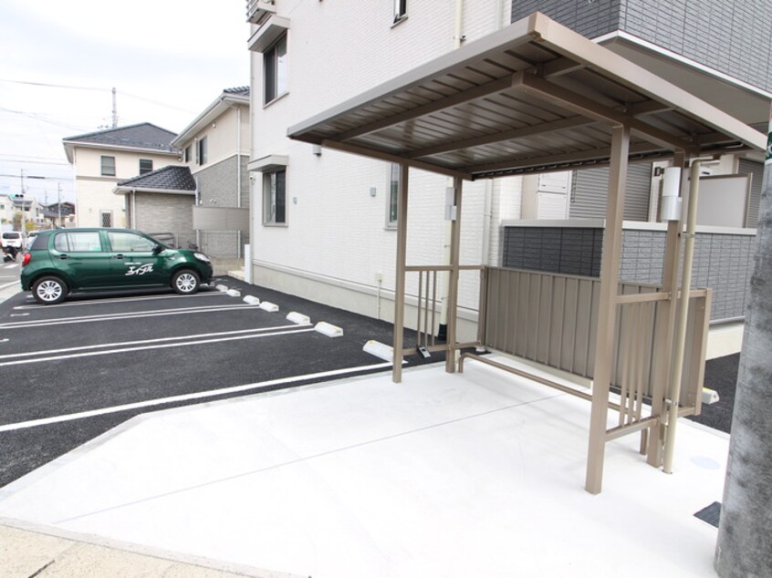 駐輪場 ドマーニ