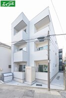 Ｚｅｃｃａ栄生の外観