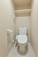 トイレ Ｚｅｃｃａ栄生