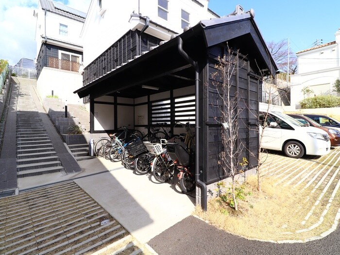 駐輪場 ルートヒル8北棟