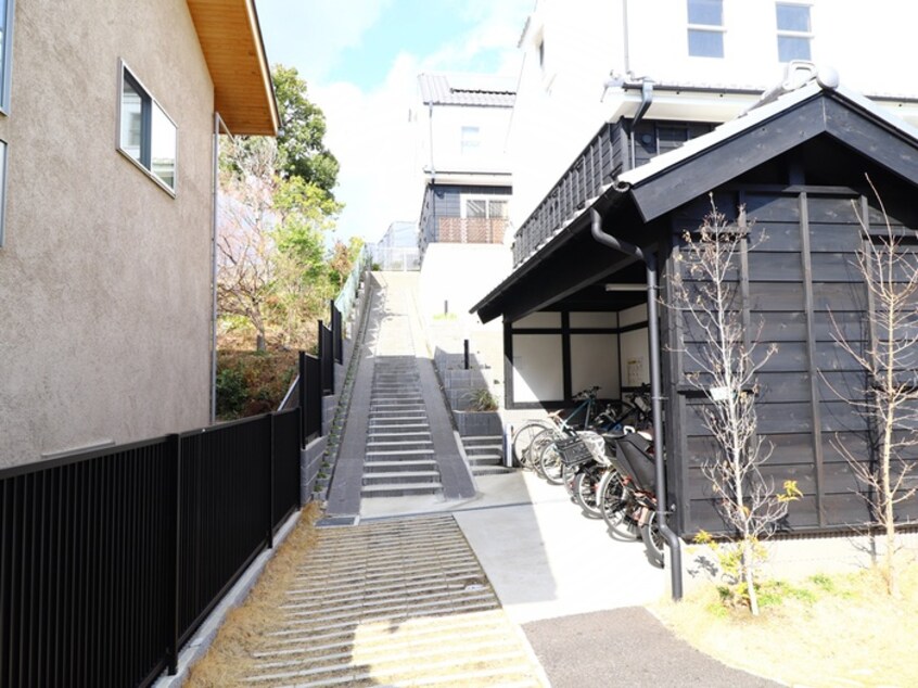 エントランス部分 ルートヒル8北棟