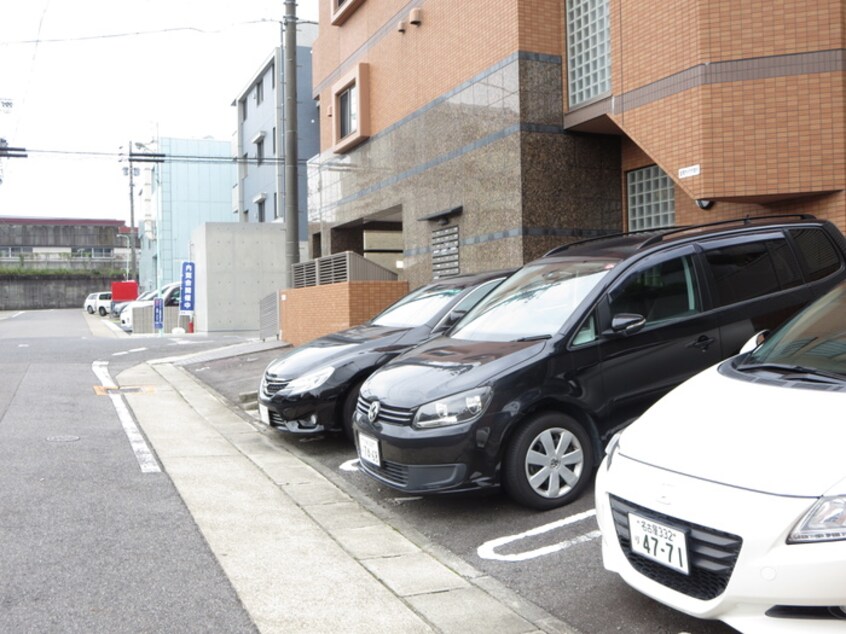 駐車場 タウンライフ朝日が丘