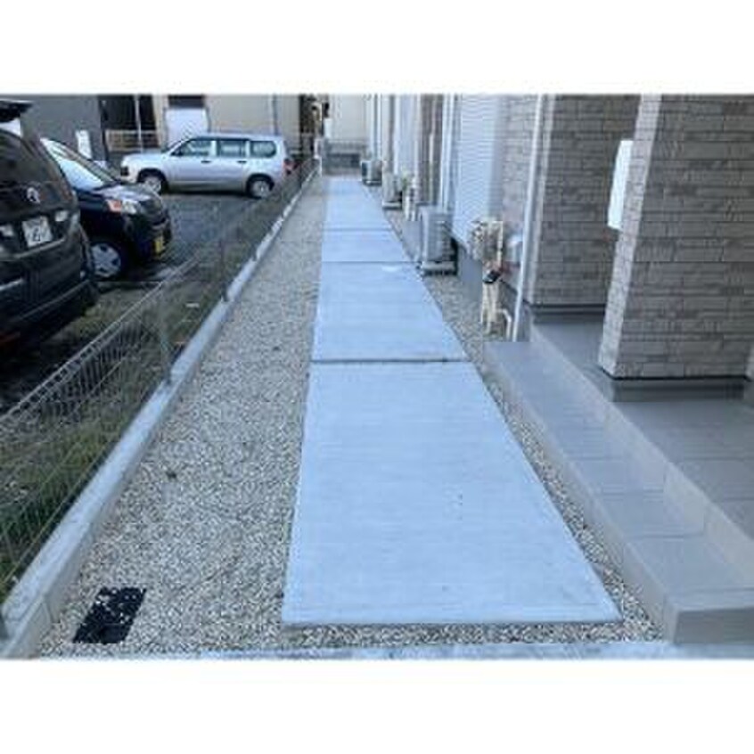 エントランス部分 リーブルファイン下之一色町