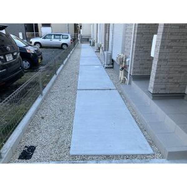 エントランス部分 リーブルファイン下之一色町