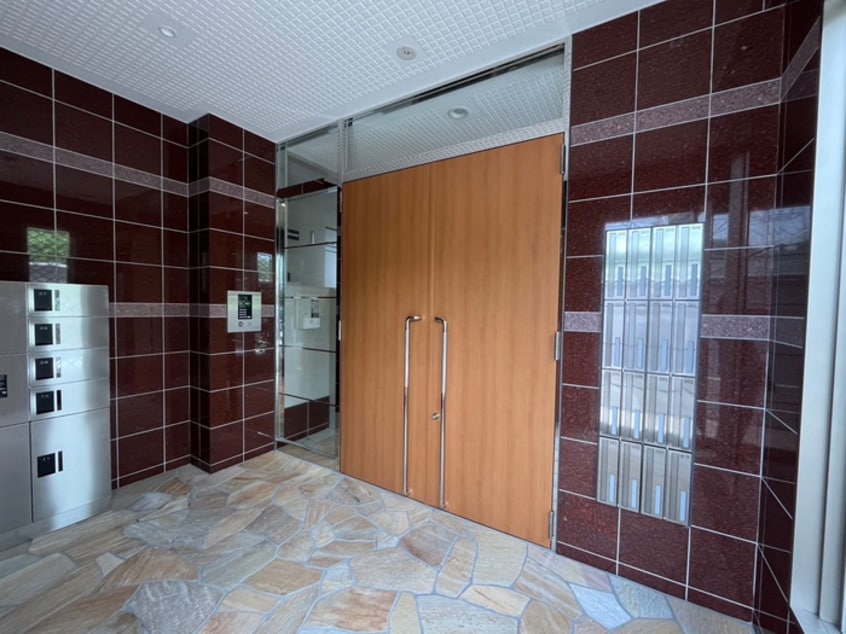 エントランス部分 インペリアル南大高