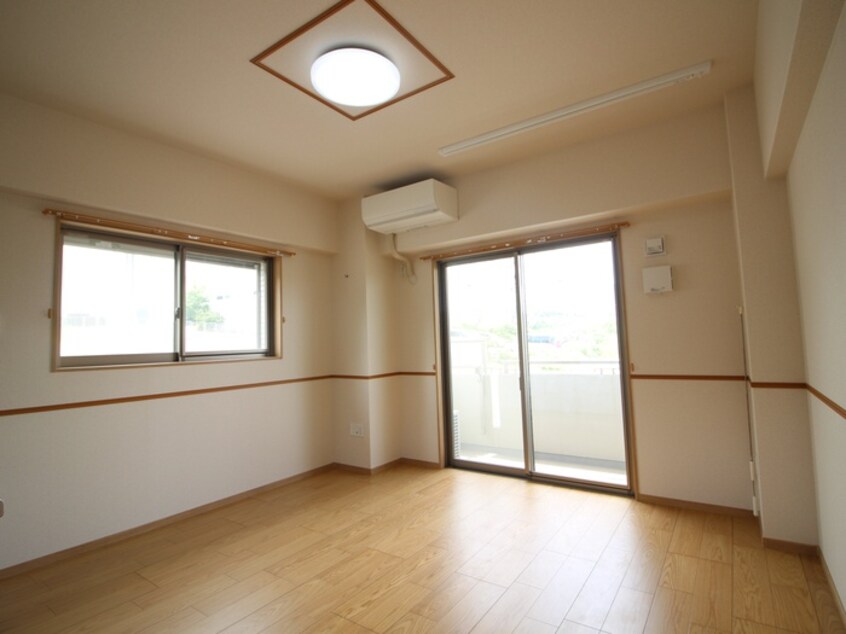 居室 インペリアル南大高